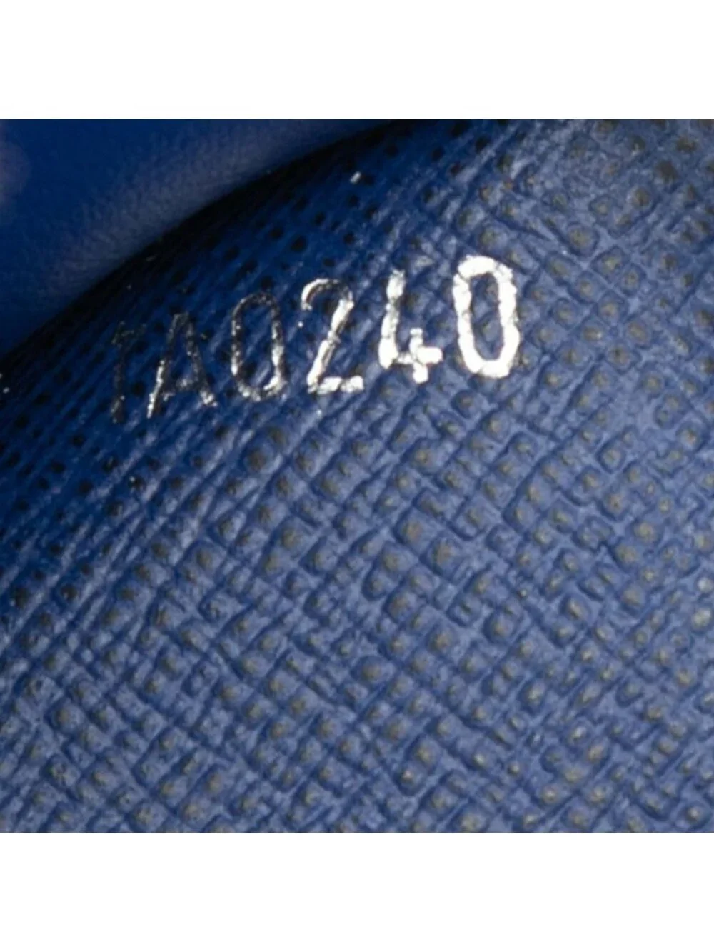 Louis Vuitton Monogram Brazza Wallet Cobalt Blue Taigarama